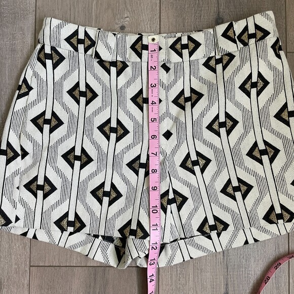 Sass & Bide geometric pattern white shorts - Picture 11 of 11